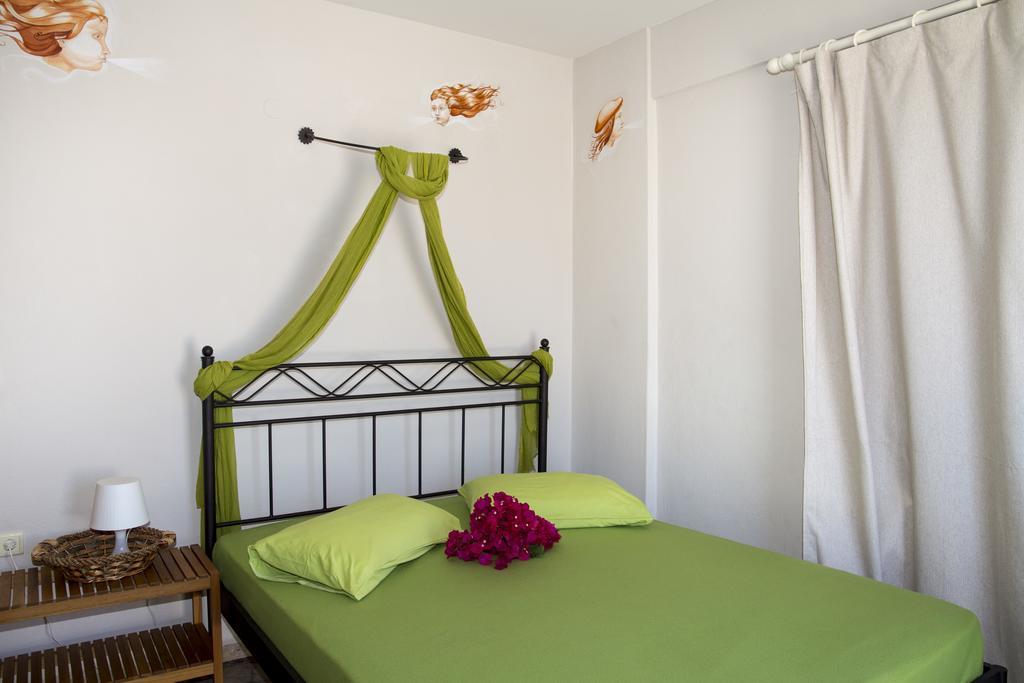 Condillia II Hotel Spetses Town Exterior photo