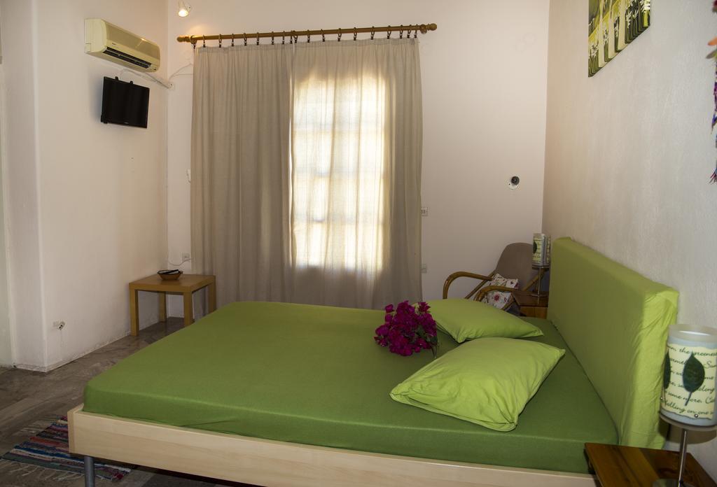 Condillia II Hotel Spetses Town Exterior photo